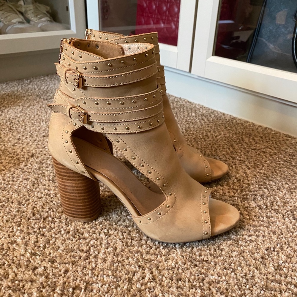 Raye open toes bootie
